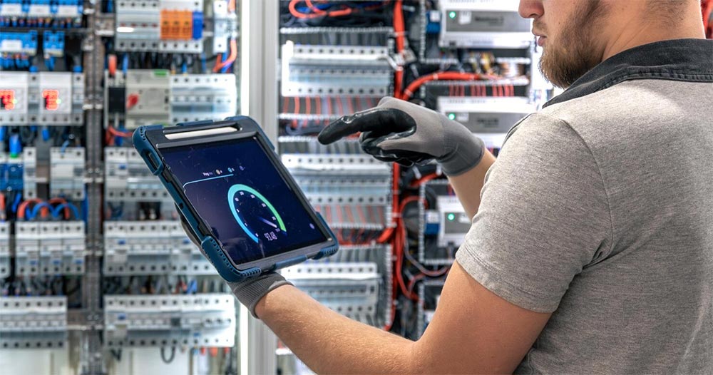 Adaptive Advanced Control in DCS or PLC