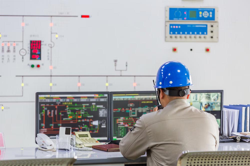 PLC vs. DCS: Which is Right for Your Industry?